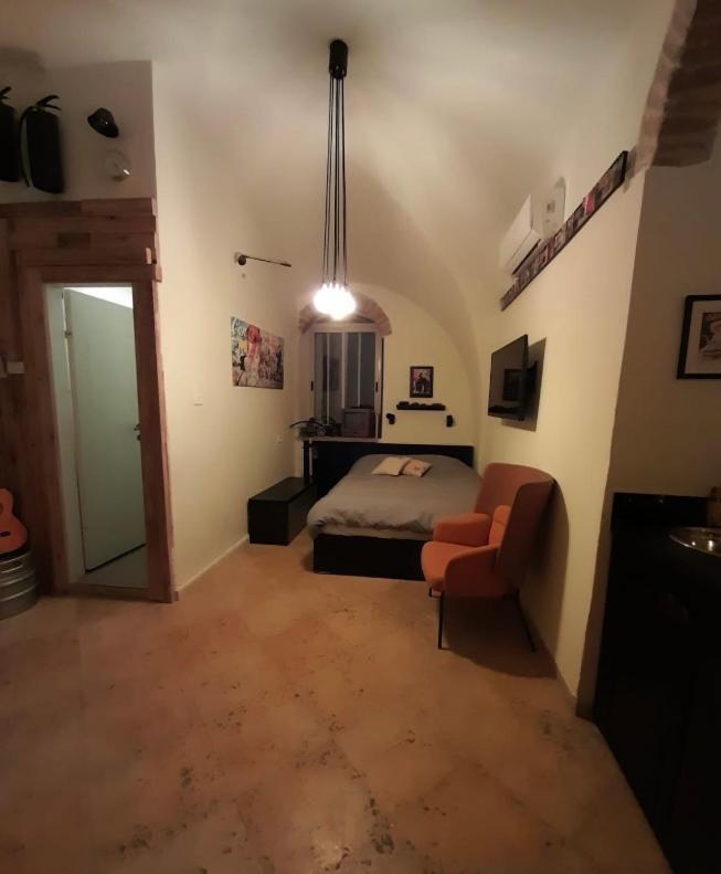 La Guta Studio Suite The Milano Suite Jerusalem Exterior photo